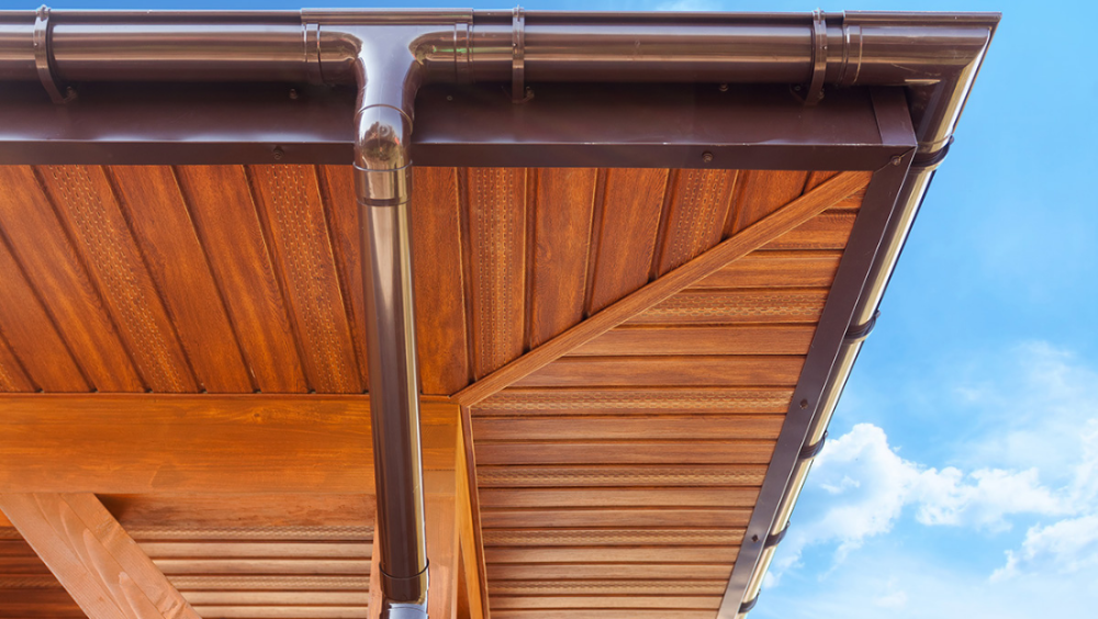 avancee de toit, planche de rive m+ materiaux