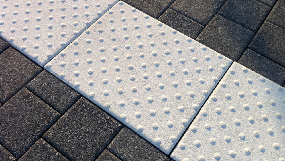 equipement urbain et municipal m+ materiaux